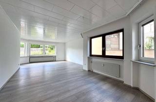 Wohnung kaufen in 75228 Ispringen, Helle 3,5-Zimmer-Erdgeschosswohnung mit Balkon und Garten in ruhiger Lage von Ispringen