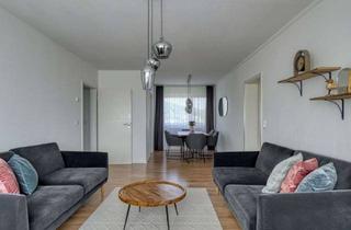 Wohnung kaufen in 96117 Memmelsdorf, Umfangreich modernisierte 3-Zimmer-Eigentumswohnung mit Aufzug, Loggia und traumhaftem Seehofblick