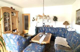 Wohnung kaufen in 83308 Trostberg, Ruhige Lage 3 Zi Whg. 2. OG unbewohnt