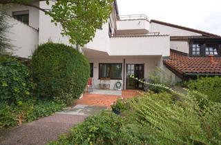 Wohnung kaufen in Ulmenstraße 26/1, 71088 Holzgerlingen, 4 Zimmer im Mediteranen Stil mit Terrasse und Einzelgarage