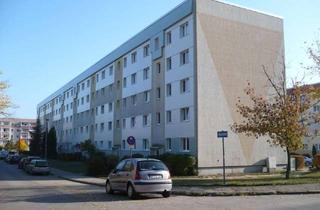 Wohnung mieten in Bertolt-Brecht-Str. 17, 02943 Weißwasser, Zwei-Raum-Wohnung mit Balkon in Weißwasser/O.L.