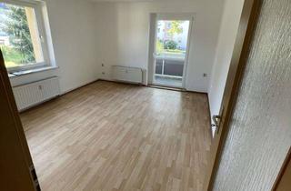 Wohnung mieten in Otto-Brosowski-Straße 16, 08280 Aue, Schöne 2-Raum-Wohnung mit Balkon