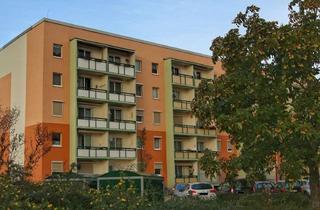 Wohnung mieten in Kleine Mühlenbreite 39, 39240 Calbe, 3-Raum-Wohnung mit Balkon
