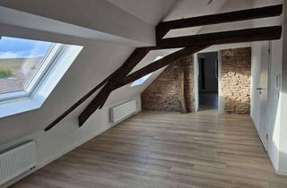 Wohnung mieten in Hauptstraße 13, 67725 Breunigweiler, Wunderschöne DG-Wohnung. Helle, moderne Räume mit Weitblick auf den Donnersberg