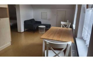 Wohnung mieten in Dorfstrasse 21, 88069 Tettnang, Nette, gemütloiche Dachgeschosswohnung in Tettnang-Hiltensweiler