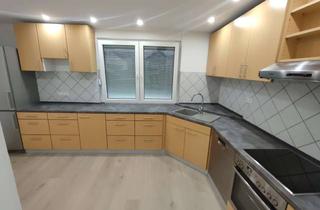 Wohnung mieten in Loewestraße, 97922 Lauda-Königshofen, Ansprechende 5-Zimmer-EG-Wohnung mit geh. Innenausstattung mit Balkon und EBK in Lauda-Königshofen