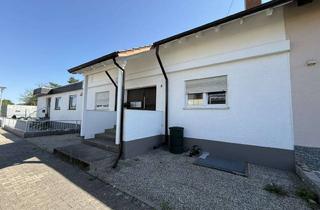 Wohnung mieten in 68809 Neulußheim, Stilvoll wohnen im Zweifamilienhaus - großzügige 3-ZKB im EG mit Kamin, Terrasse und Pergola