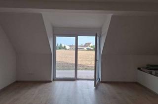 Wohnung mieten in Heuweg 12, 90574 Roßtal, Geschmackvolle 1-Zimmer-Wohnung mit gehobener Innenausstattung in Roßtal