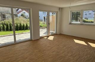 Wohnung mieten in Ludwigstraße, 72829 Engstingen, Stilvolle 3-Raum-Wohnung mit hochwertiger Einbauküche, Aufzug und Wallboxmöglichkeit in Engstingen