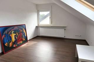 Wohnung mieten in 76744 Wörth, Gemütliche 3 Zi.- DG-Wohnung mit großer Wohnküche