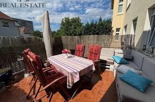 Wohnung mieten in Moltkestraße 31f, 39576 Stendal, Nachmieter gesucht: 4 Zimmer mit Terrasse und Wintergarten