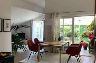 Wohnung mieten in Grassauer Straße, 83236 Übersee, Dachgeschoss-Wohnung mit großer Logia + Alpenpanorama: stilvolle, zentrale 2-Zimmer-Wohnung Übersee