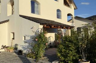 Wohnung mieten in Dorfstraße 30, 84434 Kirchberg, Liebhaberstück: Exklusive 2,5-Zimmer-EG-Wohnung mit EBK, Terrasse und Garten in 84434 Kirchberg