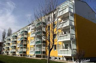 Wohnung mieten in Breite Str. 25, 06231 Bad Dürrenberg, Helle 3-Raumwohnung mit Balkon und Dusche