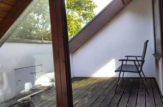 Wohnung mieten in 71409 Schwaikheim, Nachmieter für stilvolle 2-Zimmer-DG-Wohnung mit EBK in Schwaikheim