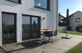 Wohnung mieten in 73734 Esslingen, Hochwertig möblierte 1-Zimmer-Wohnung mit Terrasse und Gartenanteil in Esslingen-Zollberg