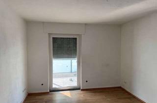 Wohnung mieten in 63584 Gründau, Schöne helle unrenovierte 3 Zimmerwohnung mit Balkon ab sofort verfügbar