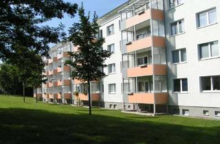 Wohnung mieten in Theo-Neubauer-Straße 99, 36433 Bad Salzungen, Großzügige 2-Raum-Wohnung im Grünen!