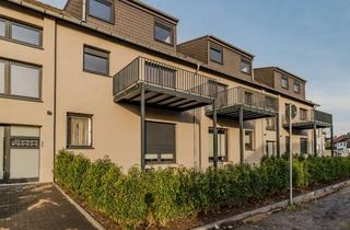 Wohnung mieten in Teutonenstraße 1-3, 44579 Castrop-Rauxel, EINMALIGE CHANCE - Erstbezug nach Neubau ähnlicher Kernsanierung, u. a. Dämmung, Wärmepumpe, Parkett