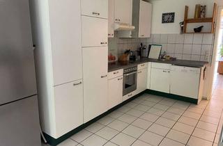 Wohnung mieten in Friedhofstraße 92, 72074 Tübingen, 3 Zimmer-Wohnung mit Balkon, Garten, großer Wohnküche Tübingen-Lustnau, Bus hält direkt vor der Tür