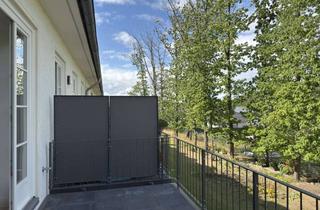 Wohnung mieten in Walter-Krämer-Str. 17E, 38642 Goslar, Helle und einladende Wohnung mit großem Balkon, EBK, Parkett, Naturstein u.v.m.