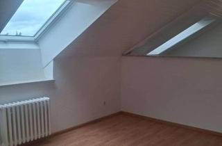 Wohnung mieten in 46569 Hünxe, Zum Wohlfühlen - Attraktive Wohnung im Dachgeschoss