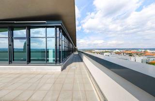 Penthouse mieten in Grunaer Straße, 01069 Pirnaische Vorstadt, Penthouse-Traum mit 180-Grad Dachterrasse: Lichtdurchflutetes Wohnerlebnis mit Blick über die gesamt