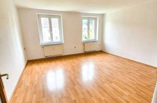 Wohnung mieten in Oberwürschnitzer Str. 42, 09376 Oelsnitz/Erzgebirge, Dreiraum-Wohnung in guter Lage