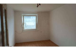 Wohnung mieten in Lange Wiesen 37, 96472 Rödental, Rödental | 2-Zi Whg | helle Räume | Gartenmitbenutzung | nahe der Röden