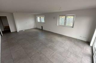 Wohnung mieten in Am Fuhrtpfädchen 23, 53840 Troisdorf, NEUBAU - 4 Zimmer Etagenwohnung in Hütte zur Miete !