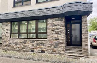 Wohnung mieten in Grabenstraße, 53518 Adenau, Wohnung im Zentrum von Adenau im Gebäude der VR Bank zu vermieten.