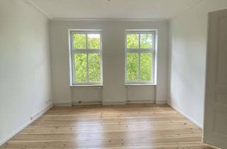 Wohnung mieten in Bernauer Straße 87, 16515 Oranienburg, Abgezogene Dielen, Balkon und Stuck! Helle 4 Zimmerwohnung an der Bernauer Straße