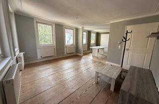 Wohnung mieten in 74523 Schwäbisch Hall, Charmante 3-Zimmer-Altbauwohnung in zentraler Innenstadtlage!