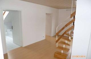 Wohnung mieten in Huttenstrasse, 97241 Bergtheim, Freundliche und gepflegte 1,5-Raum-DG-Wohnung in Bergtheim