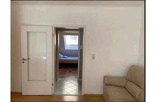 Wohnung mieten in 71364 Winnenden, Modernisierte FRAUEN WG Zimmer mit Balkon und Einbauküche in Winnenden