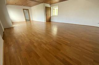 Wohnung mieten in 86415 Mering, Helle großzügig geschnittene Wohnung 1. OG in Mering