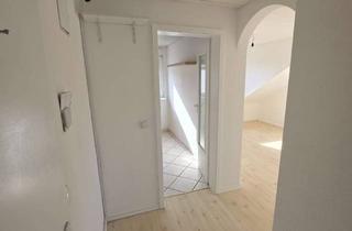 Wohnung mieten in Lengfurter Straße 12a, 97892 Kreuzwertheim, Gepflegte 2-Zimmer Dachgeschosswohnung in Kreuzwertheim