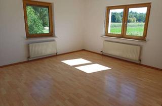 Wohnung mieten in 95488 Eckersdorf, Helle, ruhig gelegene 4-Zi-Wohnung mit Gartenbenutzung für 2 Pers. in Eckersdorf