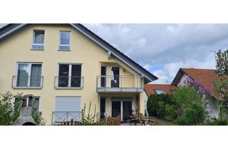 Wohnung mieten in Lindenweg 24a, 78269 Volkertshausen, Großzügige 5-Zimmer-Maisonettewohnung mit Balkon, Einbauküche, Gartenmitbenutzung & Stellplatz –