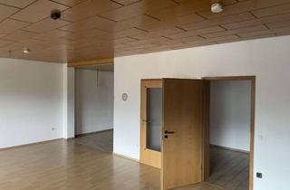 Wohnung mieten in Am Pfaffenrain 33, 69239 Neckarsteinach, 3-Zimmer Wohnung mit Balkon in Neckarsteinach