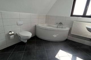 Wohnung mieten in August-Bebel-Str. 11, 08427 Fraureuth, 2-Raum-Dachgeschosswohnung