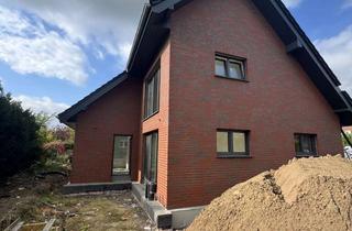 Wohnung mieten in Vennstraße 15, 46499 Hamminkeln, 2-Zimmer-NeubauWohnung mit gehobener Innenausstattung mit Balkon in Mehrhoog