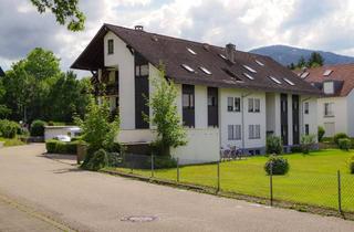 Wohnung mieten in Giersbergstraße 22, 79199 Kirchzarten, Geschmackvolle Wohnung mit zwei Zimmern sowie Terrasse und Einbauküche in Kirchzarten