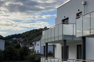 Wohnung mieten in Linzeweg, 34346 Hann. Münden, Neuwertige 2-Raum-Wohnung mit Balkon, Kfz Stellplatz und Einbauküche in Hann Münden