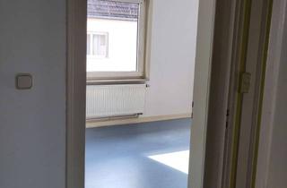 Wohnung mieten in 63179 Obertshausen, WG Zimmer in Altbauwohnung