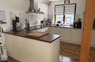 Wohnung mieten in Piusweg, 40764 Langenfeld, Charmante Etagenwohnung mit Dachterrasse in ruhiger Lage