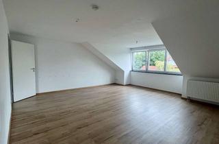 Wohnung mieten in 82256 Fürstenfeldbruck, Modernisierte 2,5 Zimmer Dachgeschosswohnung