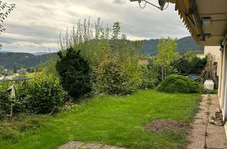 Wohnung mieten in Tannenweg, 72275 Alpirsbach, Ansprechende und gepflegte 4-Zimmer-Wohnung mit geh. Innenausstattung mit Balkon und EBK