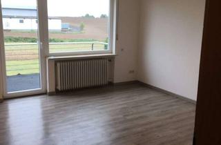 Wohnung mieten in 56751 Gering, Helle 4-Zimmer-Erdgeschosswohnung mit Terrasse und Einbauküche in Gering