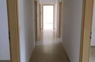 Wohnung mieten in Hauptstraße 21, 97520 Röthlein, Moderne Wohnung mit dreieinhalb Zimmern und Balkon in Röthlein